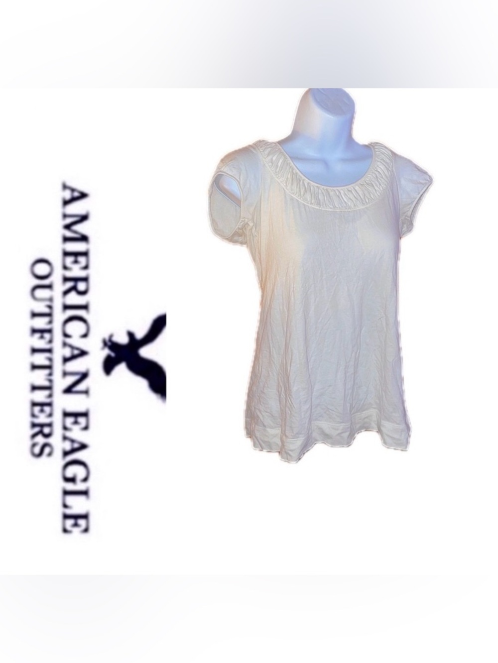 American Eagle Outfitters White Ruffle Top 🤍